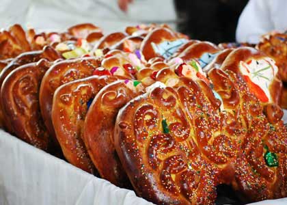 Tanta Wawa, the Day of the Dead Bread of Peru - Tanta Wawa, sweet wheat bread rolls in the shape of an infant, are the traditional food of Day of the Dead in Peru