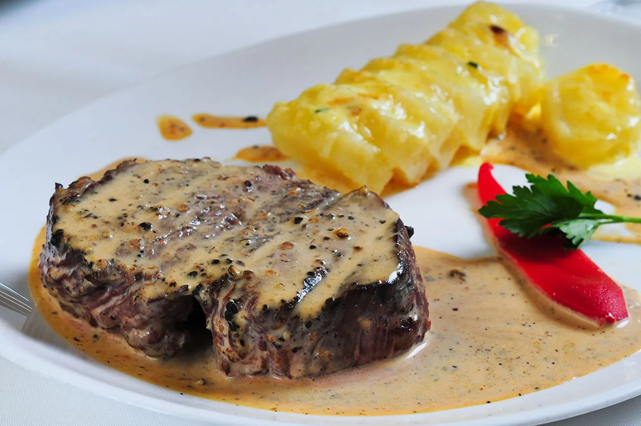 Lomo de Alpaca a la Pimienta - Lomo de Alpaca a la Pimienta