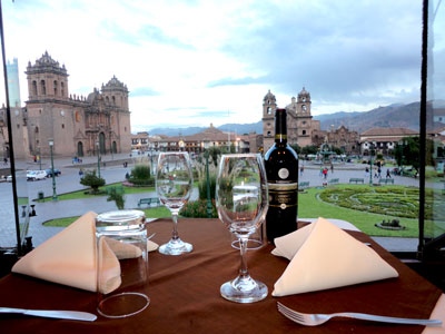 Vista plaza de armas cusco restaurant cusco - La magnifica vista que ofrecemos, es sorprendente, le invitamos a disfrutar de nuestras bebidas.